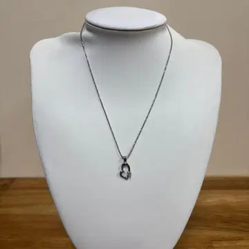 실버 하트형 펜던트 목걸이