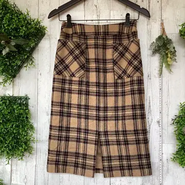 평평하게 놓았을 때 허리 32 밴딩 있음