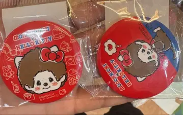 헬로키티 몽치치 캔뱃지 2개 세트 [새상품]