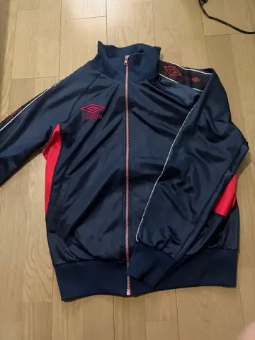 00s UMBRO 트랙 자켓