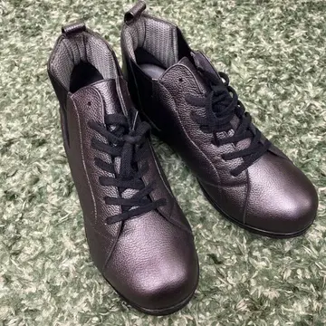 다크 그레이 가죽 하이컷 스니커즈