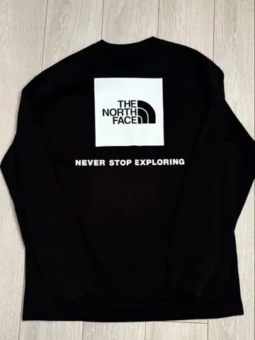 THE NORTH FACE 블랙 롱 슬리브 T셔츠