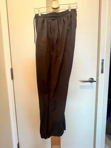 치카시츠 플러스 집업 트랙 팬츠