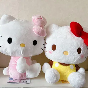 헬로키티 봉제 인형 2체 세트