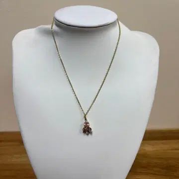 골드 스톤 부착 펜던트 목걸이