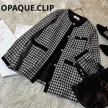 오파크 클립 노카라 트위드 자켓 블랙 골드 버튼