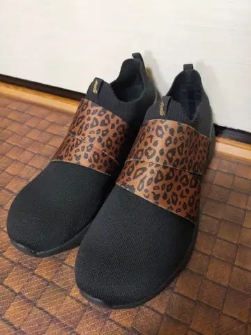 여성 신발 레오파드 무늬 블랙