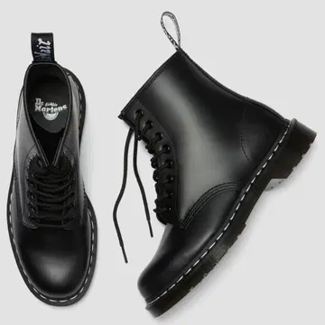 Dr.Martens 1460 화이트 스티치 8홀 부츠