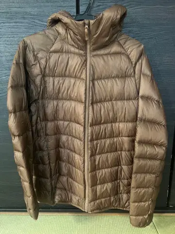 UNIQLO 울트라 라이트 다운 L 사이즈