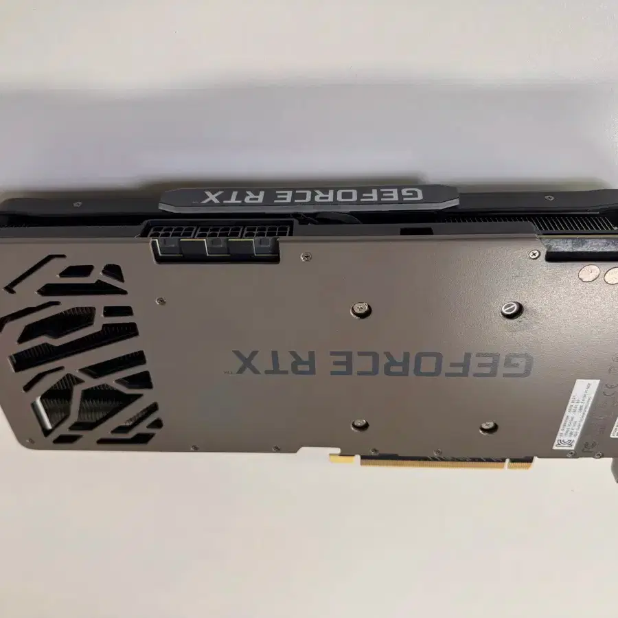 이엠텍 RTX 3080 블랙몬스터OC D6X 10GB 판매합니다