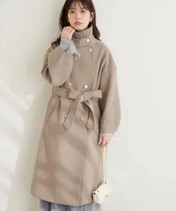내추럴 꾸뛰르  금장 버튼 2way 스탠드 코트 FREE 사이즈 모카