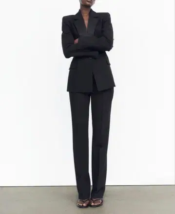 ZARA 대비 새틴 턱시도 블레이저 & 팬츠