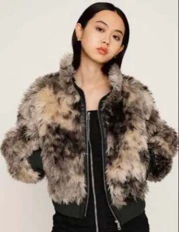 SLY 컬리 보아 크롭 블루종