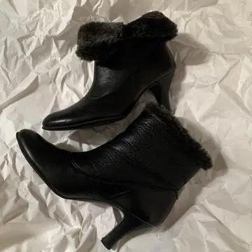 히미코 숏부츠 23.5 블랙 퍼 포함 접이식