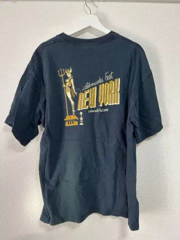 남성용 구제 의류 T셔츠