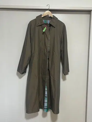 KBF 리버서블 스텐카라 코트