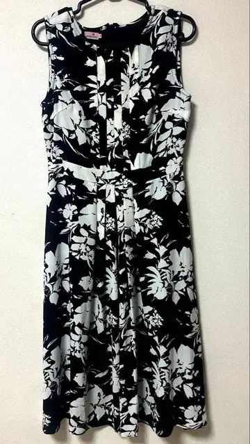 EXPRESSIONS 꽃무늬 슬리브리스 드레스 S