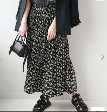 새상품급 JOURNAL STANDARD relume 플리츠 플라워 스커트