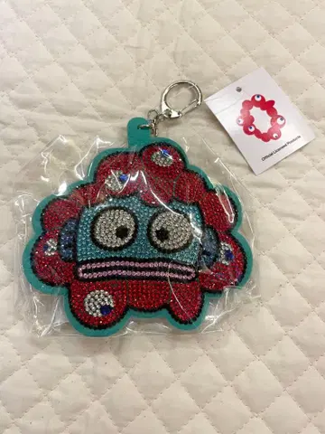 오사카 엑스포 미야쿠미야쿠 변신 반짝이 가죽 키링 한교동 산리오