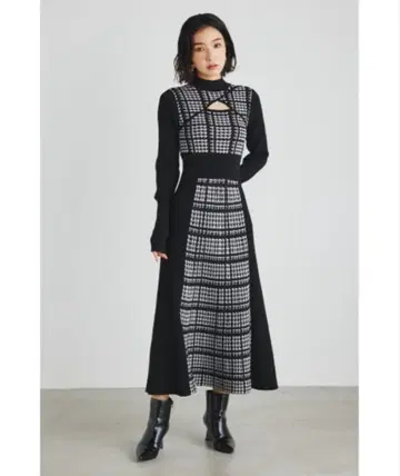 2WAY 롱 슬리브 하운드투스 체크 플레어 니트 원피스