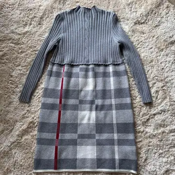 리브 니트 원피스 체크 무늬 그레이