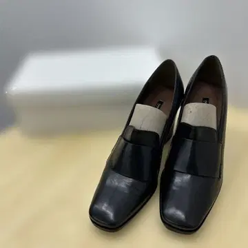 [ 새상품 ] RABOKIGOSHI WORKS 펌프스 24.5cm 하이힐