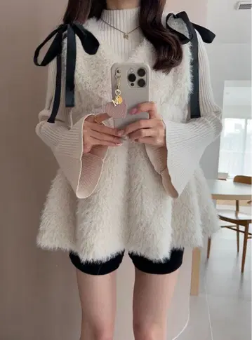 v넥 리본 퍼 페플럼 튜닉 그레일