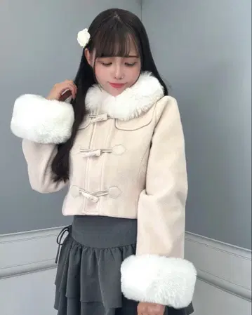 미사용 미개봉 새상품 evelyn 숏 더플 코트 핑크