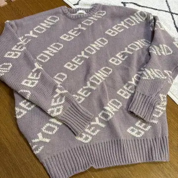 GYDA BEYOND 니트탑