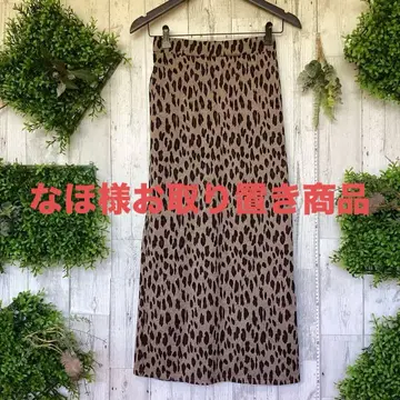 평평하게 놓았을 때 허리 32 밴딩 있음