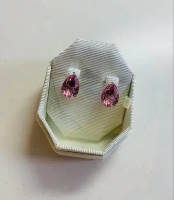 스와로브스키 Swarovski Gema 스터드 귀걸이