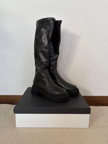 유나이티드 애로우즈 스트레치 롱 부츠 통굽