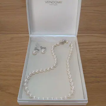 VENDOME 펄 목걸이와 귀찌 세트
