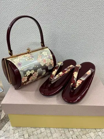 꽃무늬 와인 레드 일본 의류용 백과 조리 세트 (후리소데용)