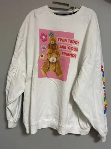 CANDY STRIPPER 테디베어 맨투맨