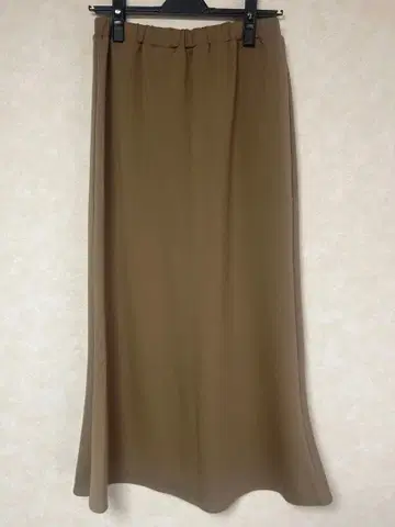 [ 새상품 ] Wis - 스커트 베이지 롱 기장