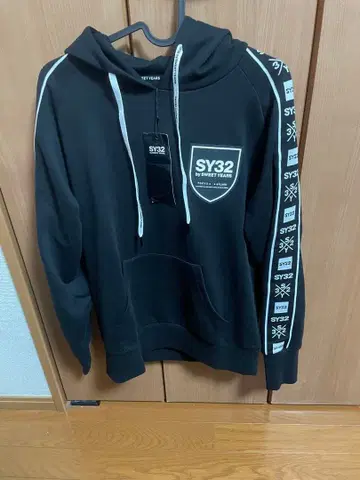 SY32 블랙 후드티 후드 부착 미사용 새상품