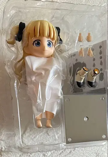 에밀리코 넨도로이드돌