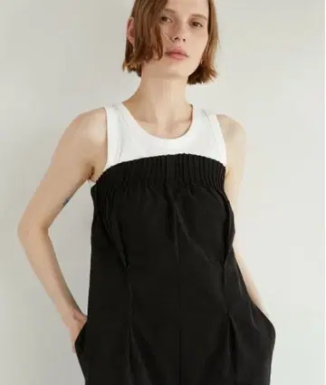 LA PEAU DE GEM 베어탑 올인원 size 38