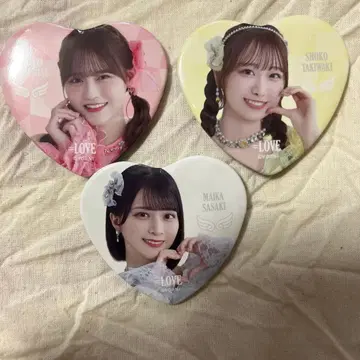 = LOVE 사사키 마이카 타카마츠 히토미 타키와키 쇼코 캔뱃지