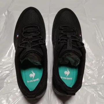 르꼬끄 스포르티브 블랙 스니커즈