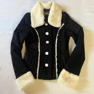 TRALALA 투라라 퍼 장식 반짝이는 블랙 레이스 코트