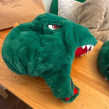 공룡 머리 모자 (USJ)