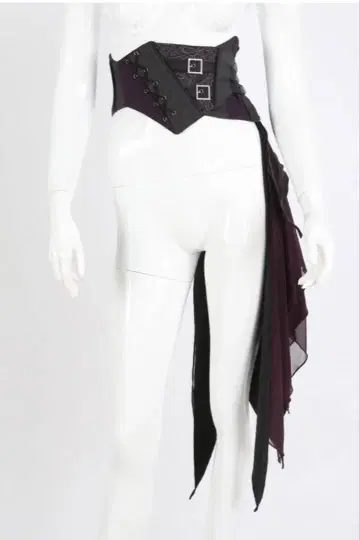 오즈 크로체 코르셋