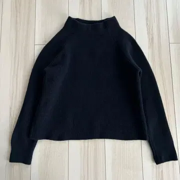 깨끗한 23구 울 캐시미어 보틀넥 리브 니트 다크 네이비 양모 하자품