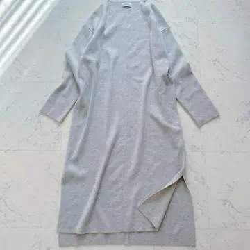 모가 MOGA 울 혼방 슬릿 넥 니트 원피스 그레이