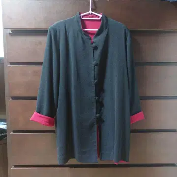 [새상품급] 블랙 레드 리버서블 7부 소매 자켓