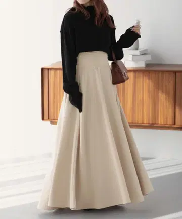 [ nouvellemoi ] 슬림 A라인 하이웨스트 볼륨 플레어 스커트