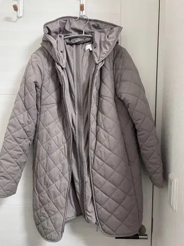 새상품급 Sweet Mommy 스위트마미 퀼팅 코트 발수 M