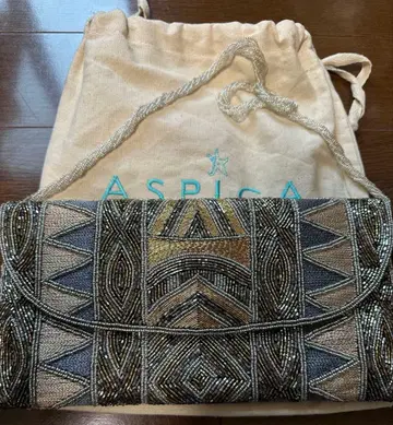 goa ASPIGA 비즈 클러치